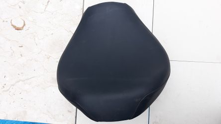 Yamaha vstar front seat