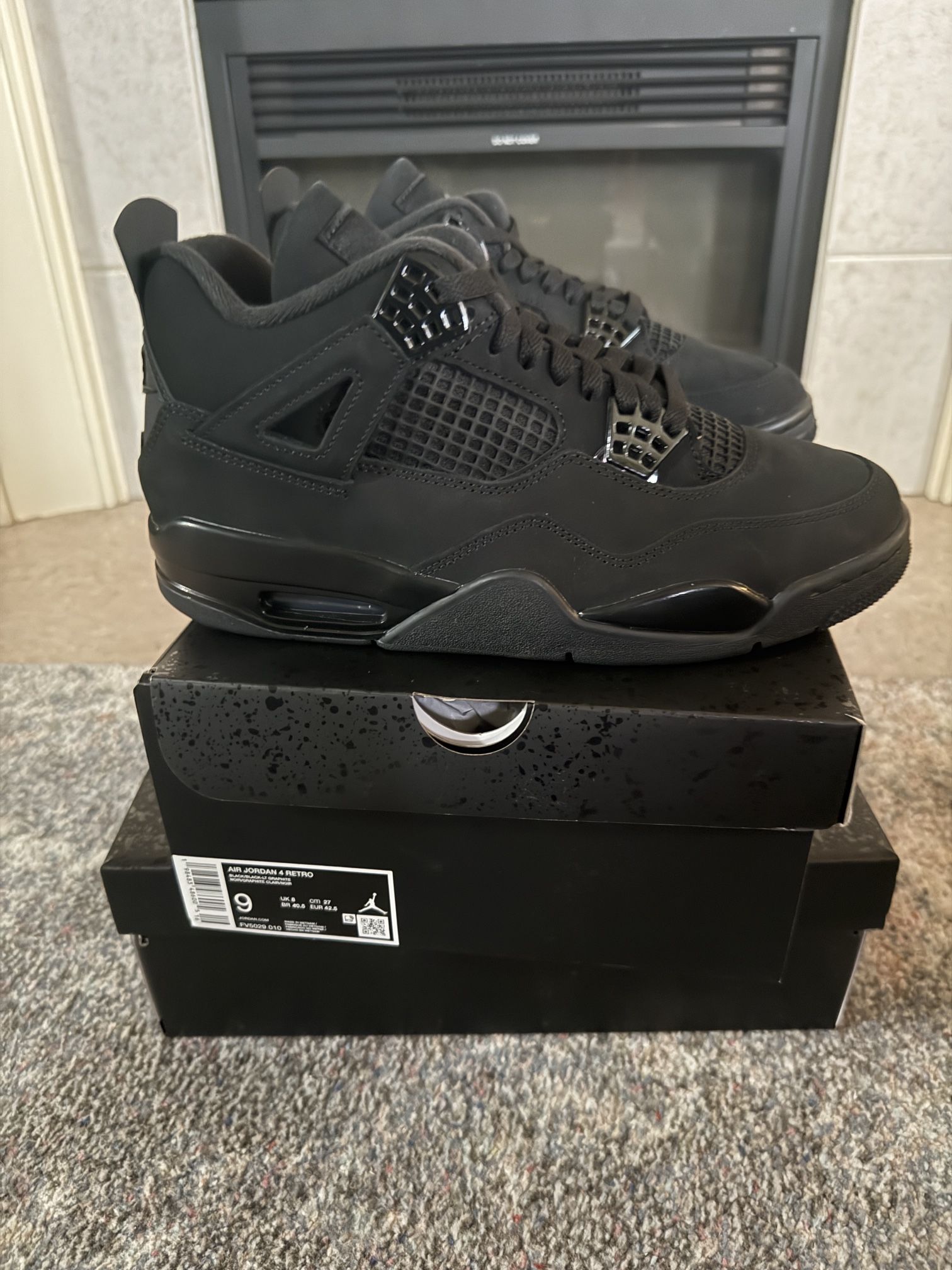 Jordan 4 Blackcat