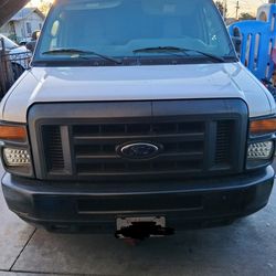 2010 Ford E-250 econoline
