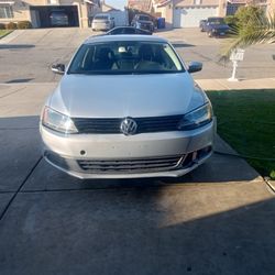2012  Volkswagen Jetta 