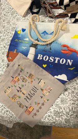 Tote bags