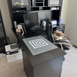 Corner Desk With Hutch