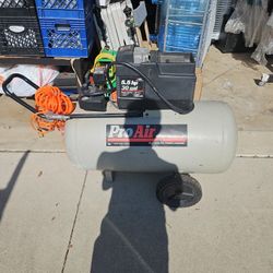 Pro Air-Air Compressor 5.5hp 30gal