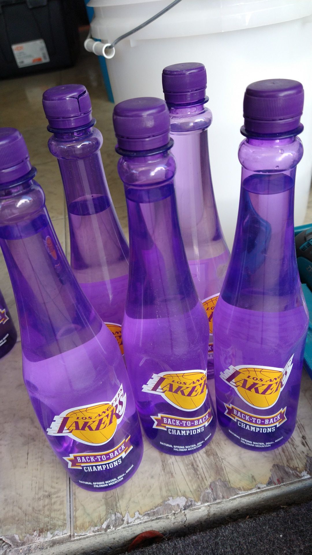 Lakers water bottles