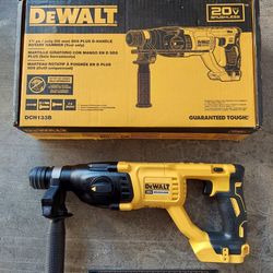 New Dewalt 1" SDS-PLUS D-Handle Concrete And Masonry Rotary Hammer 20v - Tool Only