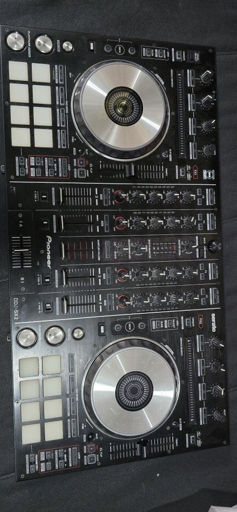 Pioneer DDJ SX2 (excellent condition)