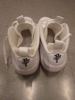 Airfoamsites ones all white