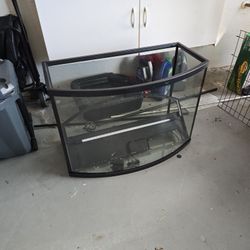39 Gallon Fish Tank Bow Front 