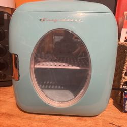 Frigidaire Retro 12-Can Mini Fridge Portable Cooler Warmer Blue Tested