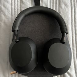 Sony WH-1000XM5