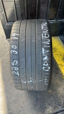Tire 285 30 19