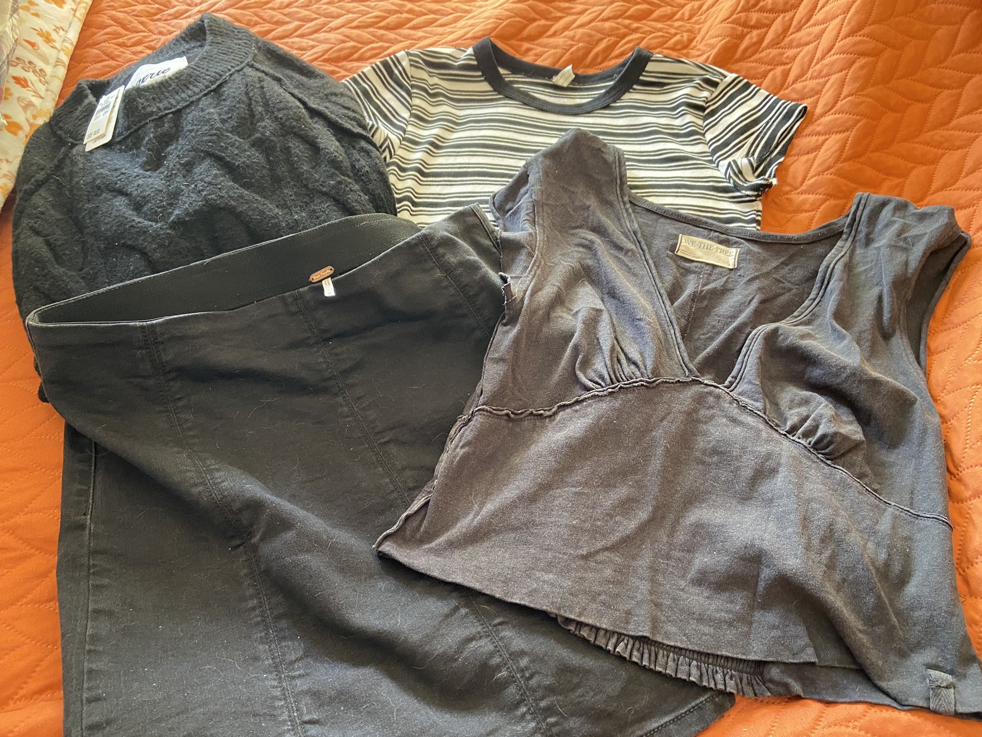 Women’s Clothes S/M