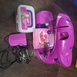 Bratz Sew Stylin Sewing Machine Works with Cord