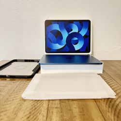 iPad Air (5th Generation) Wi-Fi + Cellular