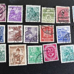 Used stamp Lot #027
