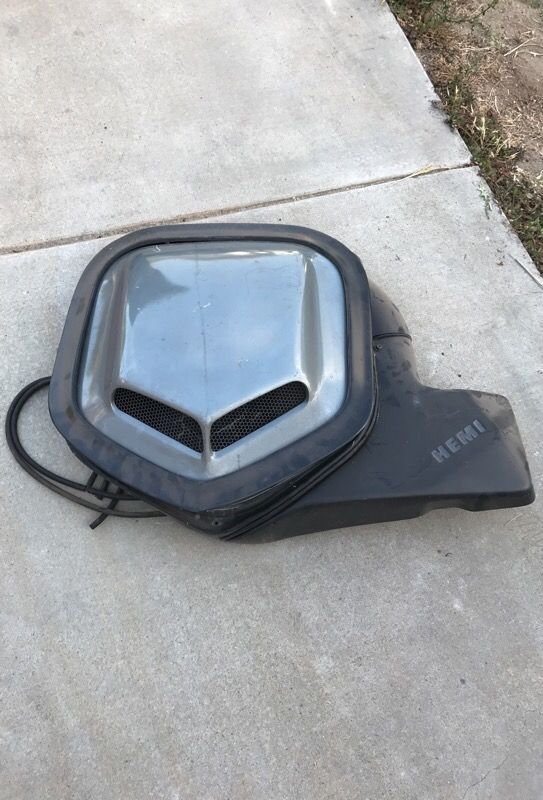 Shaker Hood for Dodge Charger 0607 model year for Sale in San Diego