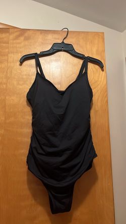 swimming suit,black,size large in women