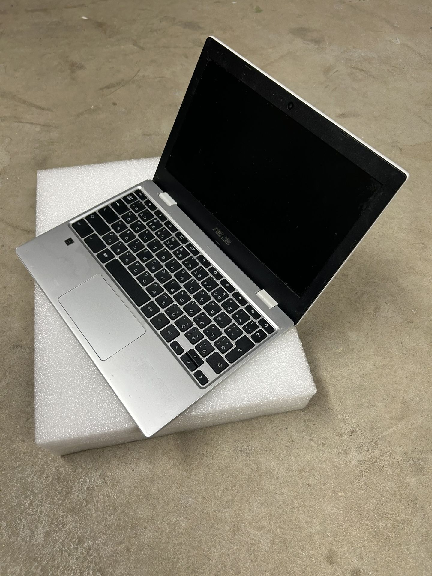 Asus Chromebook Cx1