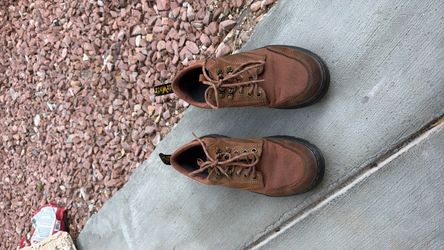 Dr. Martens brown shoes size 7mens
