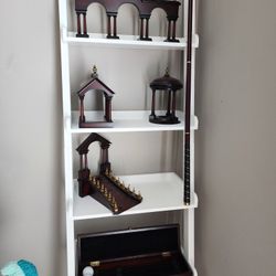 Bombay Co. Putting Set