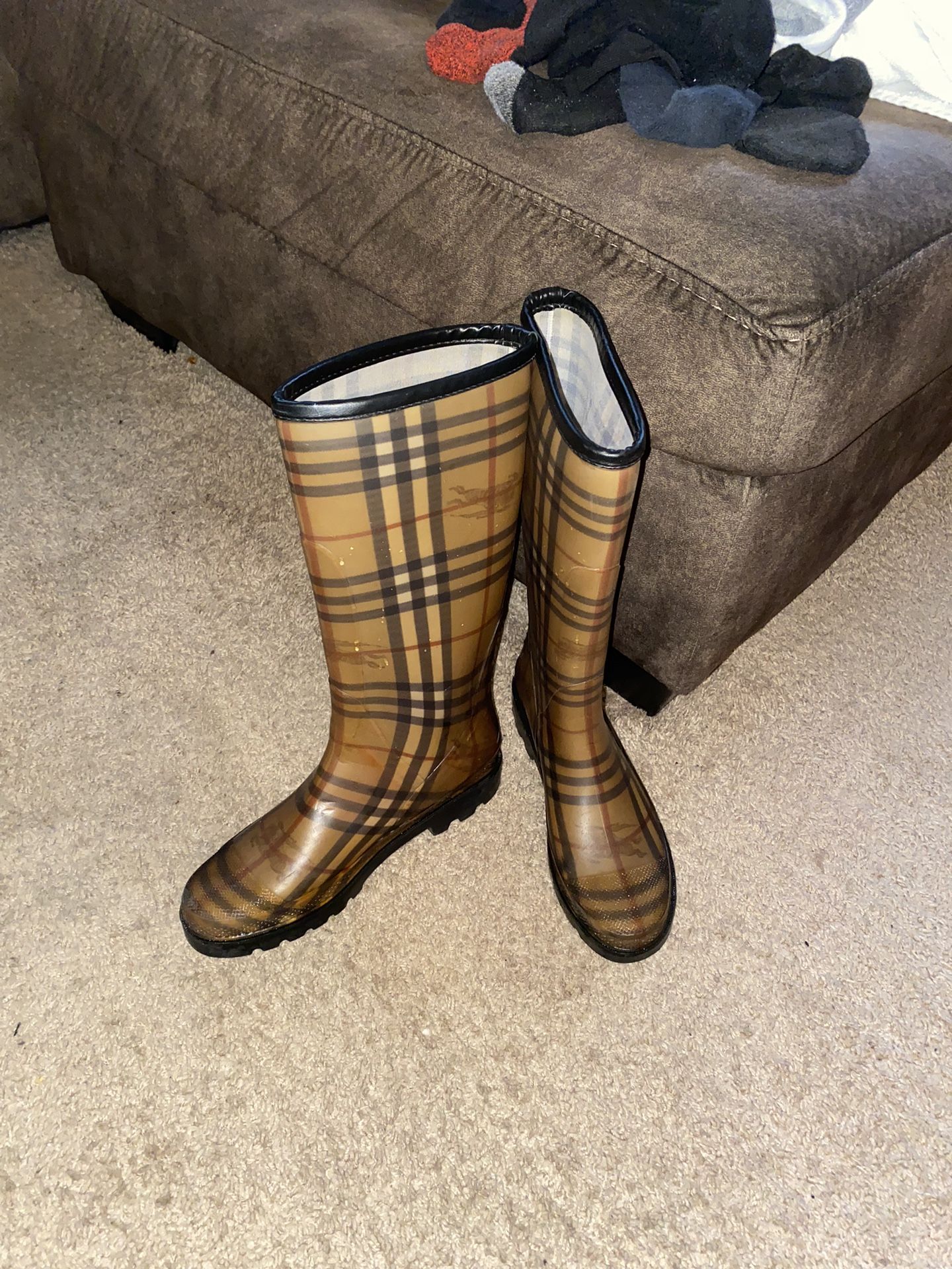 Burberry Women’s Rain Boot Size 40