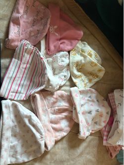18 PACK OF BABY GIRL BEANIES