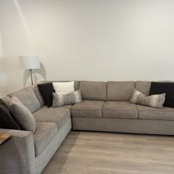 Living Spaces Couch 2 Piece sectional