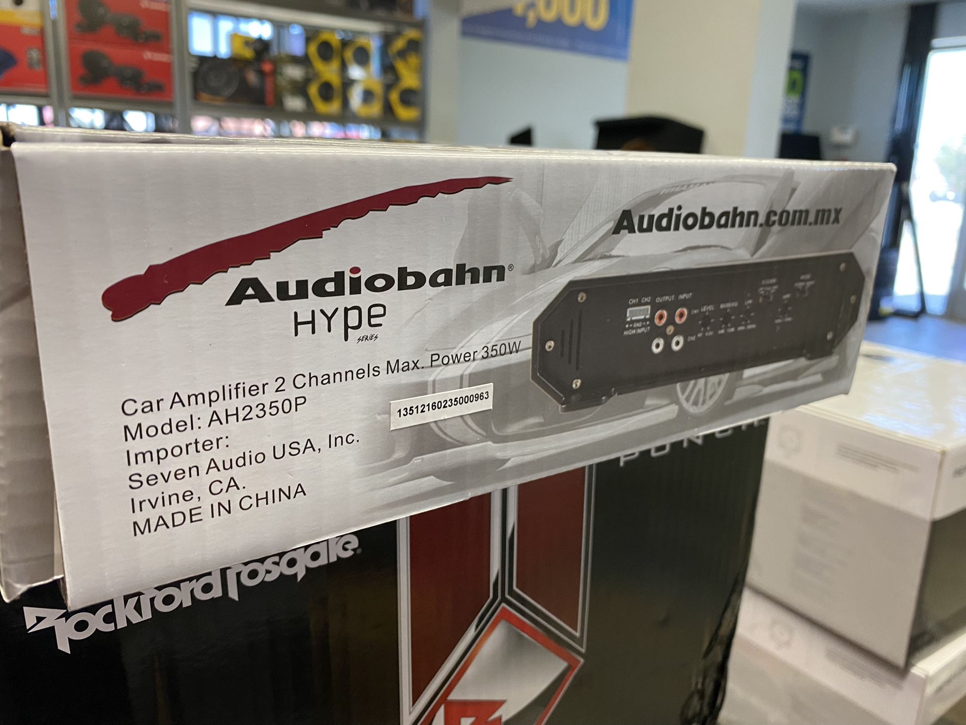 AUDIOBAHN 350W 2 Channel AMPLIFIER
