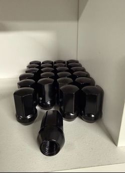 Black Lug Nuts M14x1.5