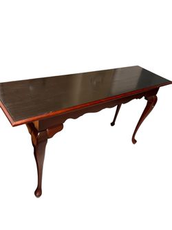 Queen Anne Style Cherry Wood Console Table