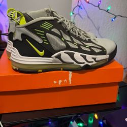 nikes