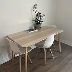 IKEA table With Chairs