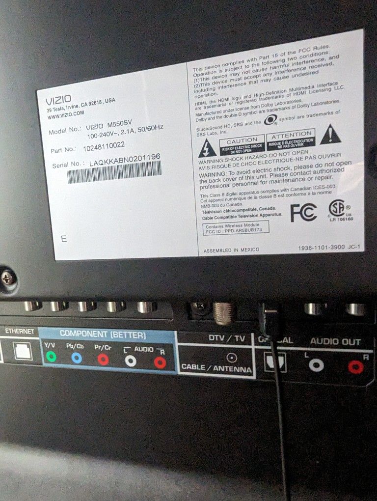 55" Vizio M550SV TV for Sale in Covington, WA OfferUp