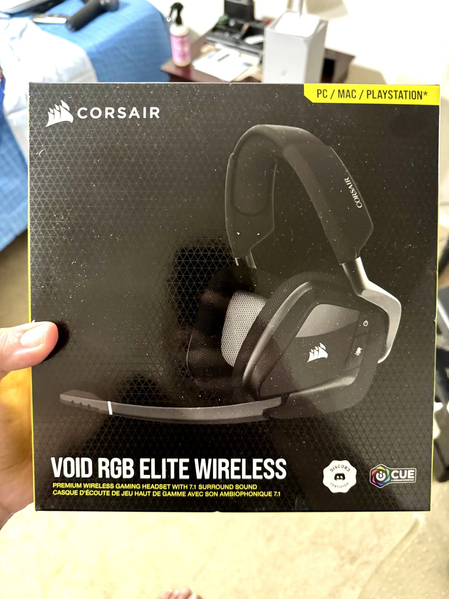 CORSAIR Void RGB Elite Wireless Headphones