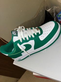 Nike Air Force 1 Low Green White Sneaker