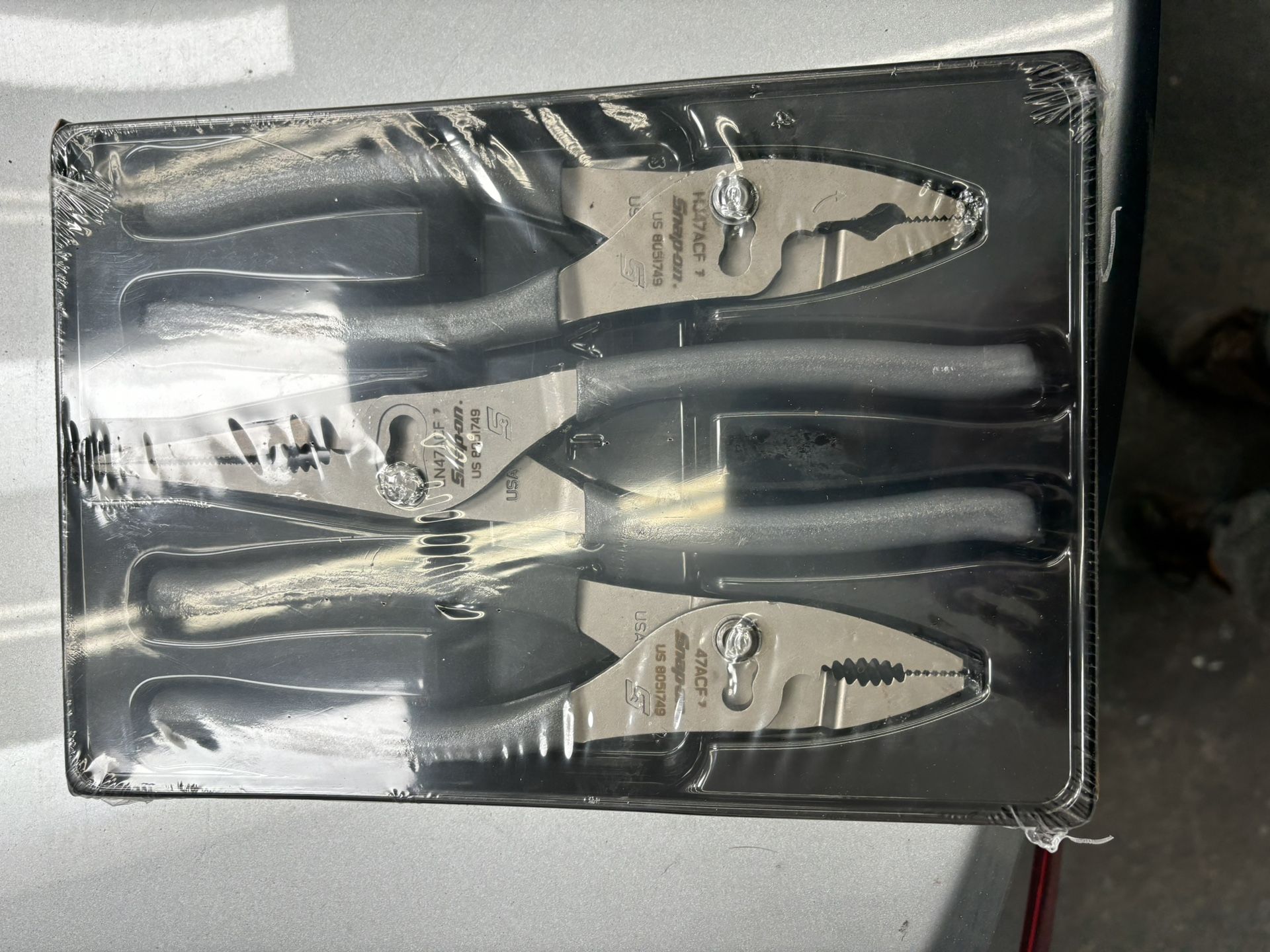 Snap On Pliers Set