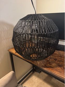 Black net lamp