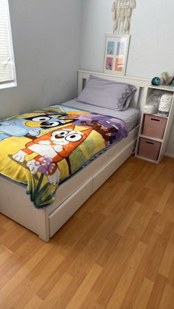 Free twin bed and mini crib