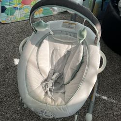 Graco Baby Swing