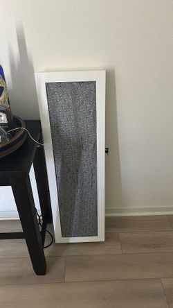 Jewelry box