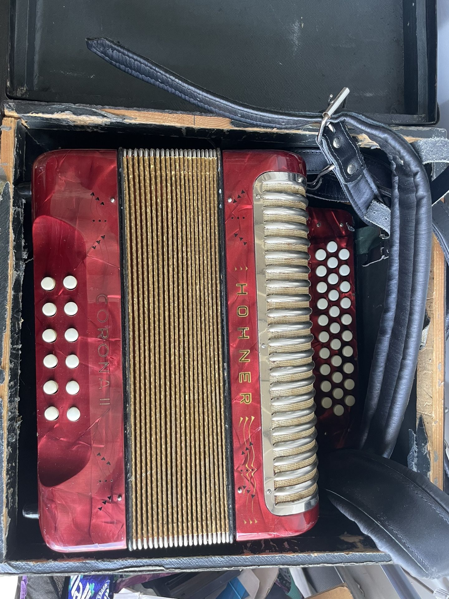 Classic Corona GCF with Bass Reeds