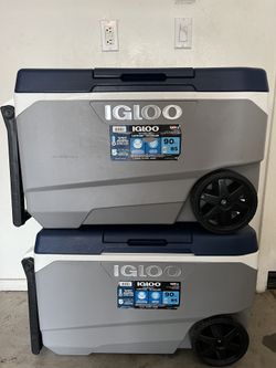 Igloo Cooler 90 Quart Roller