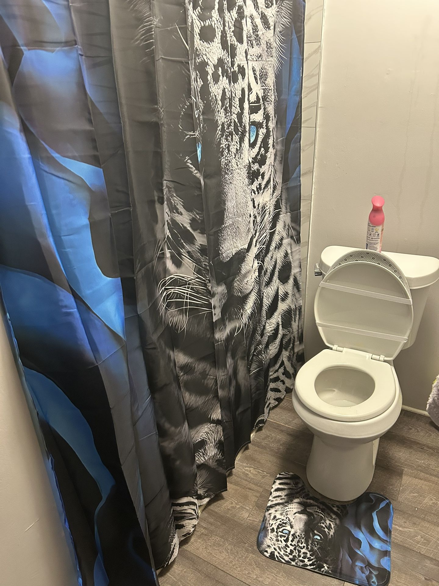 Blue Leopard Shower Curtain Set