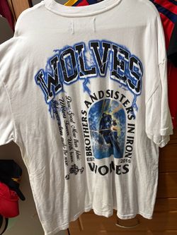 Xl Wolves Brothers and Sisters in Iron T-Shirt
