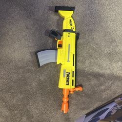 Fortnite Nerf Scar 
