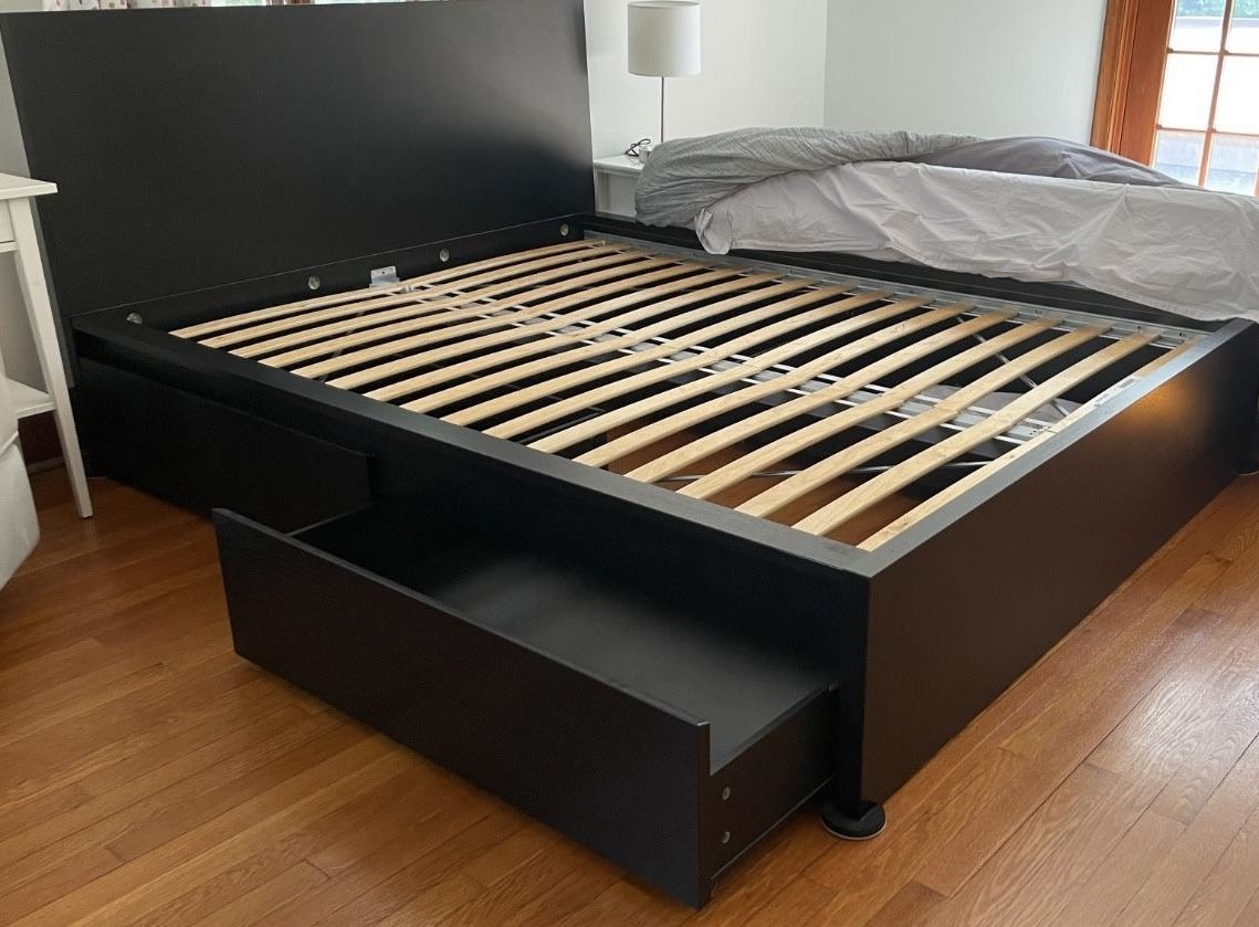 King Bedframe + 2 Storage Box + 2 Night Stand