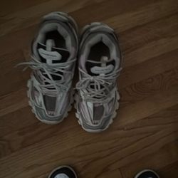 Balenciaga Tracks grey pink size 44