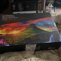 LG Monitors 