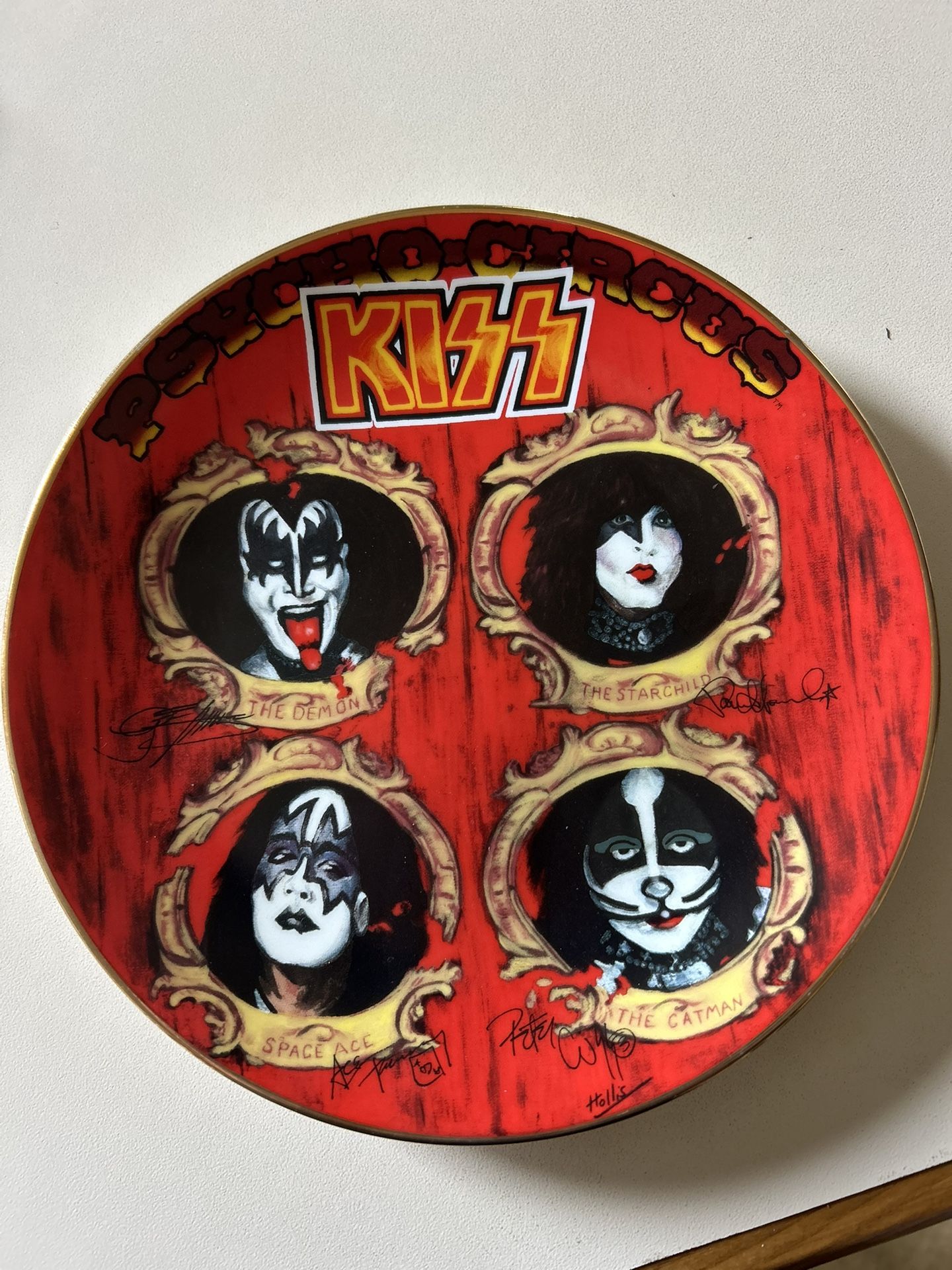 Psycho Circus Kiss Plate