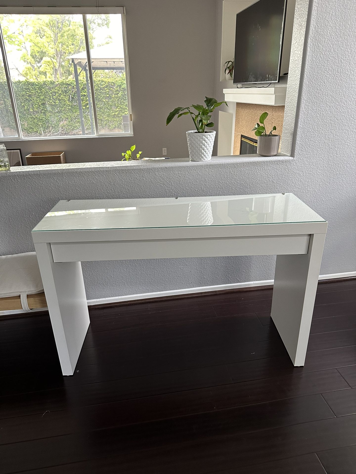 Ikea Malm Table